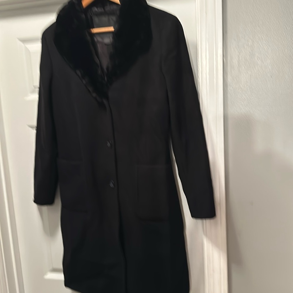 Women’s size  8  Calvin Klein Collection black 100% cashmere w/fur trench coat